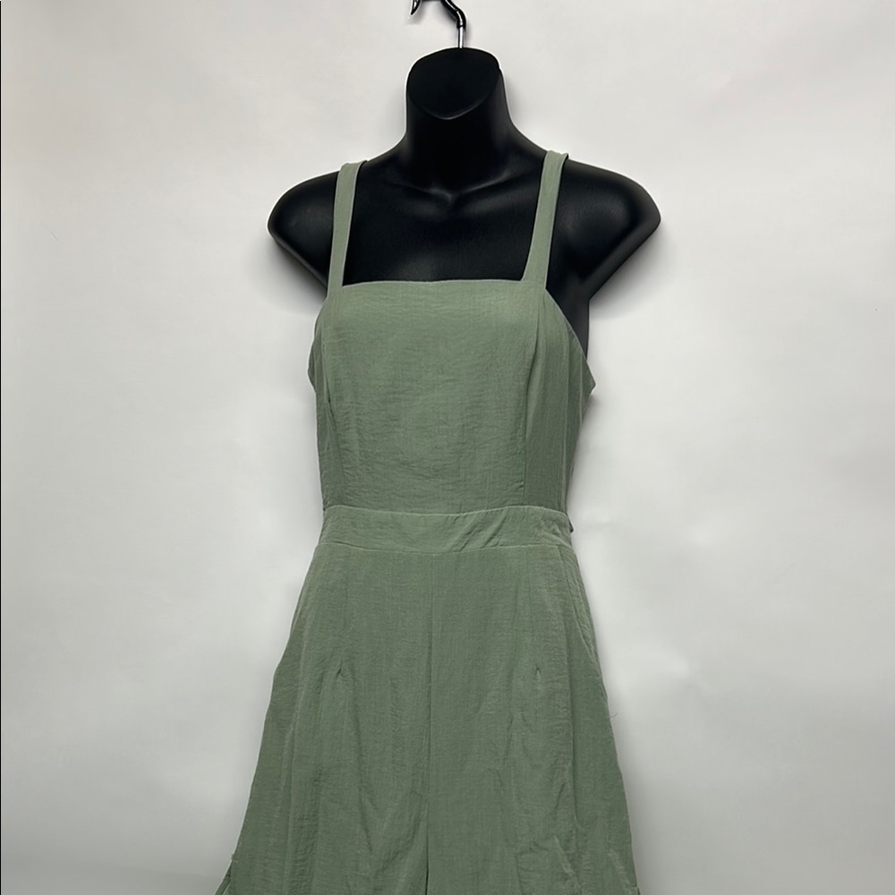 Essue Green Sleeveless Jumpsuit with Square Neck Size M - Picture 1 of 7
